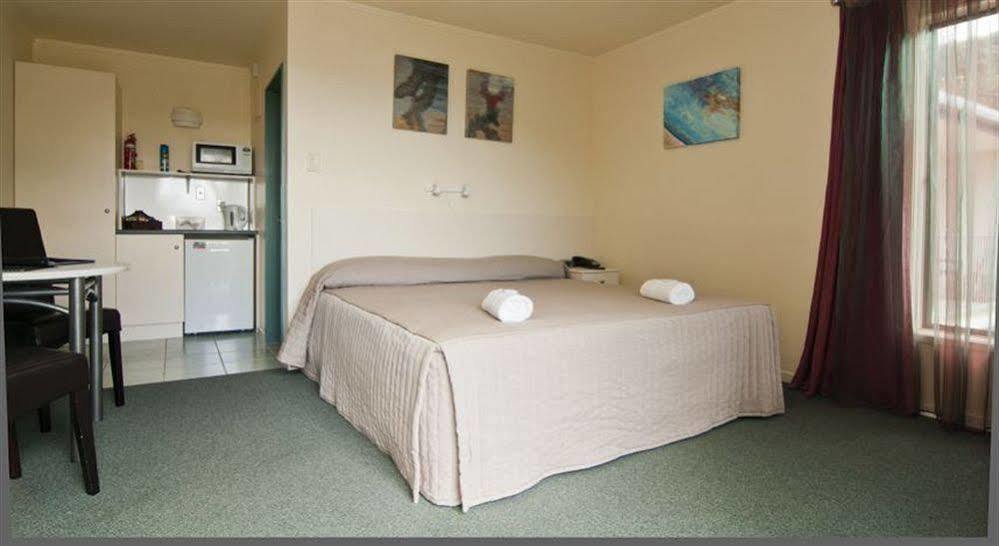 Te Tiriti Motel Paihia Exterior foto