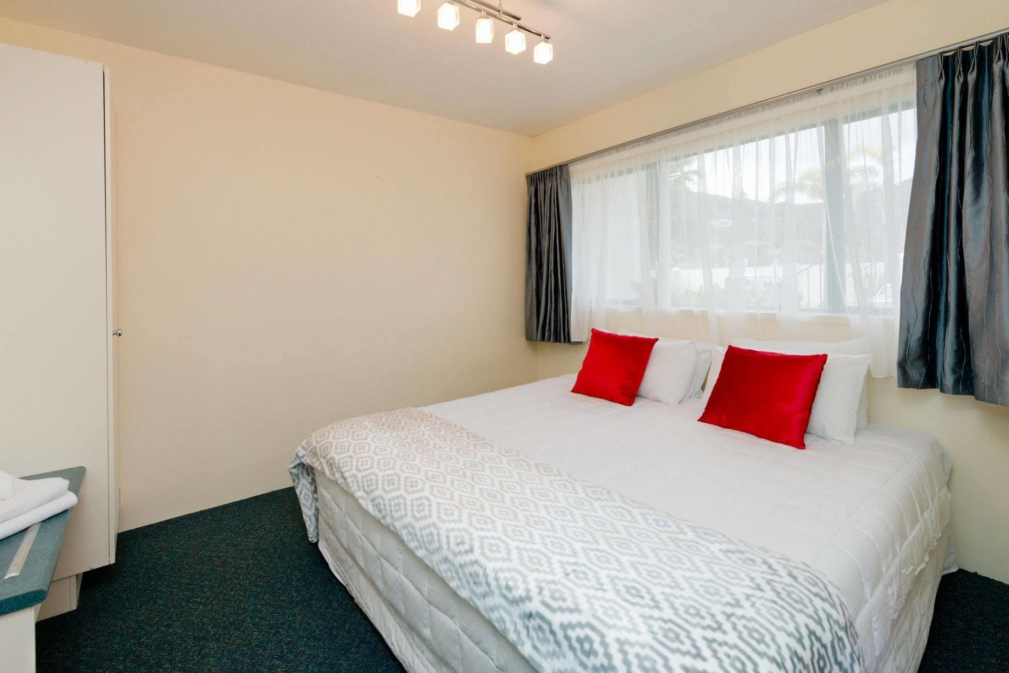 Te Tiriti Motel Paihia Exterior foto